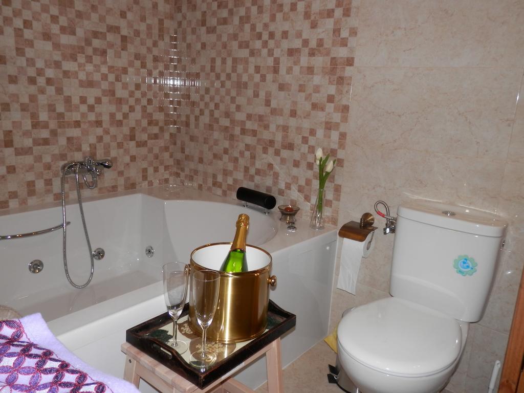 Casa Rural El Dolmen Bernuy-Salinero Kamer foto